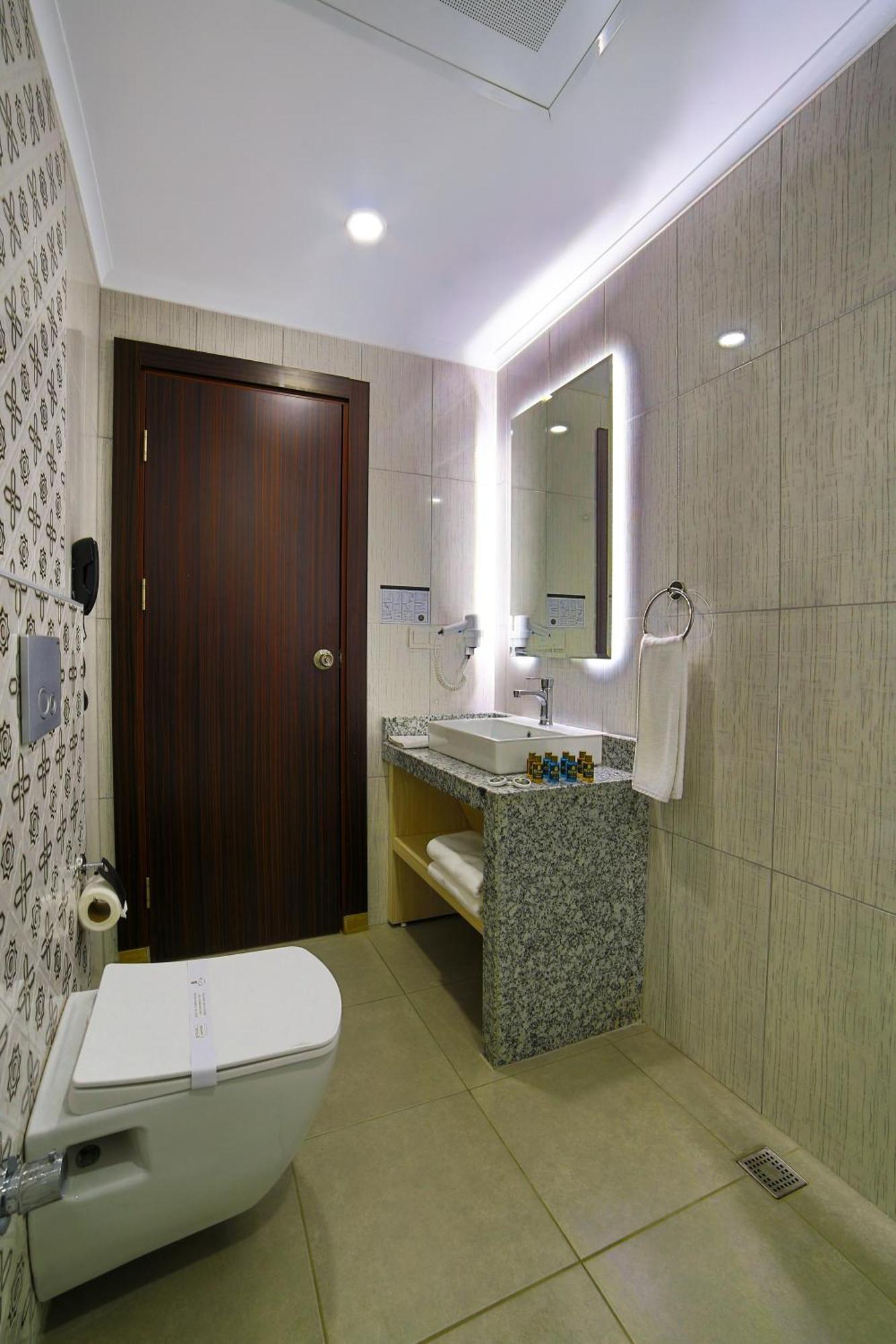 Opia Hotel Αλάνια Εξωτερικό φωτογραφία